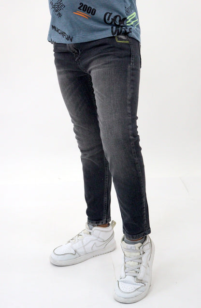 Jeans skinny de color gris oscuro