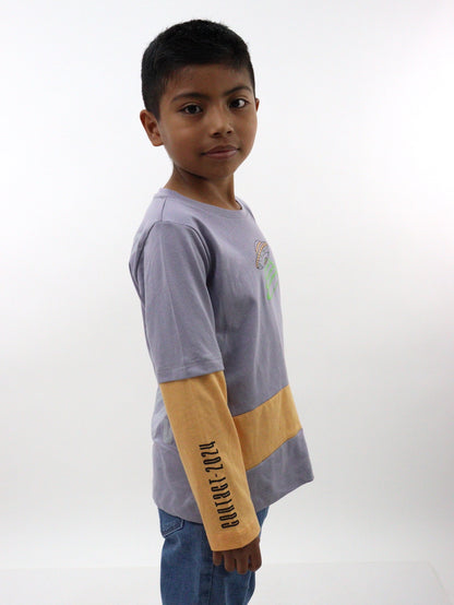 Playera manga larga con estampado espacial