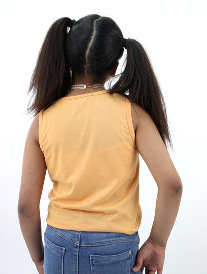 Playera tank naranja con gráfico de corona