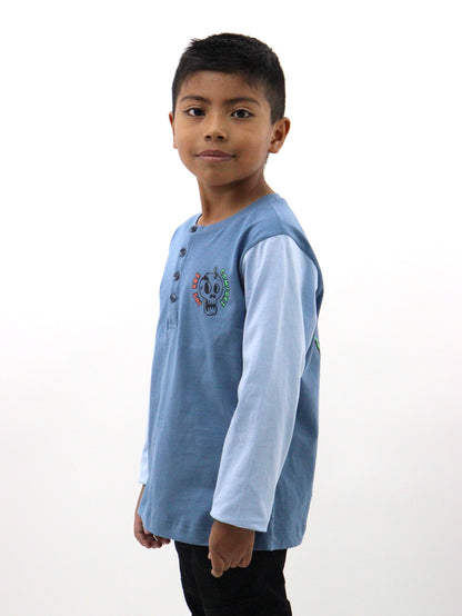 Playera raglán manga larga de color azul