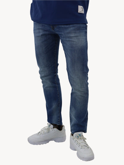 Jeans slim/skinny de color azul deslavado
