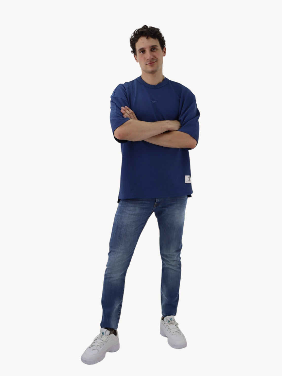 Jeans slim/skinny de color azul deslavado