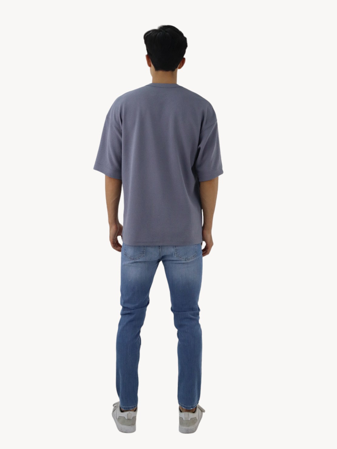 Jeans skinny azul claro con destrucción