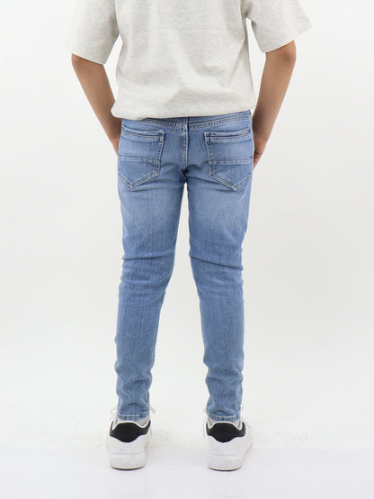 Vaquero slim fit azul claro