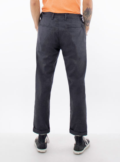Pantalon slim de color gris oxford